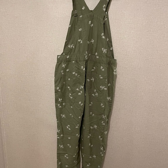 Overalls - Picture 6 of 6